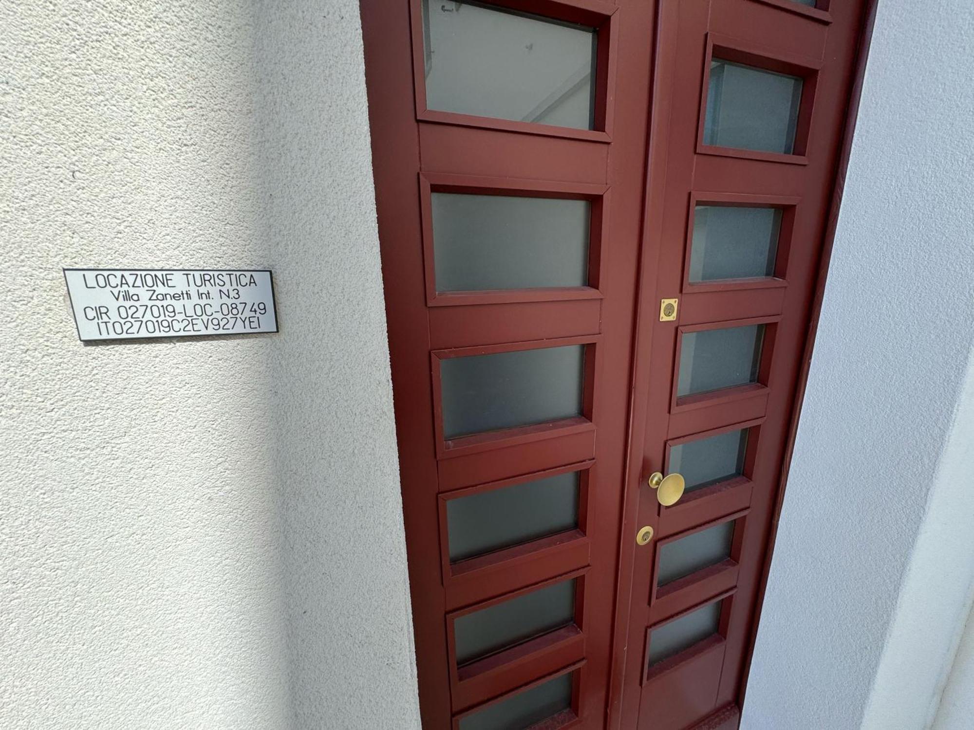 App4Rent Villa Zanetti - Appartamenti Con Spiaggia Privata Frontemare Lido di Jesolo Exterior photo